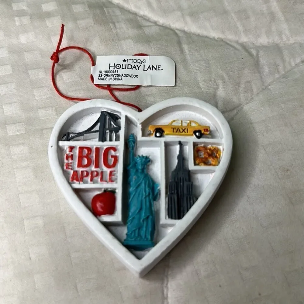 NEW Macy's I Love New York Heart Shadow Ornament